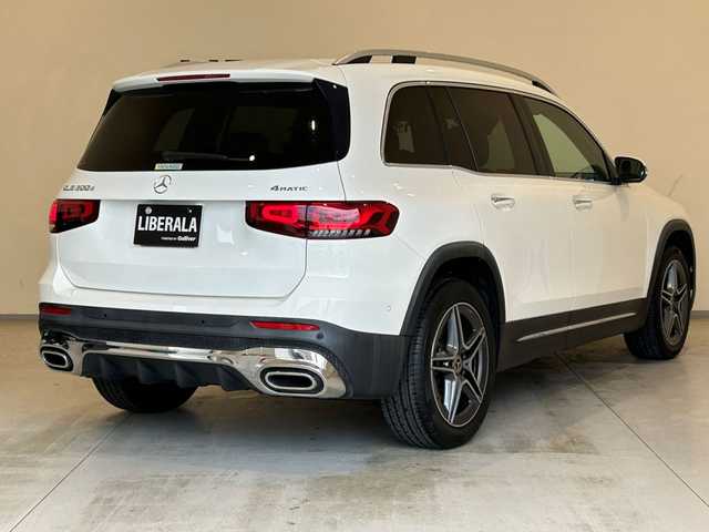 メルセデス・ベンツ Ｍ・ベンツ ＧＬＢ２００ｄ 4マチック AMGライン 熊本県 2022(令4)年 1.9万km ポーラホワイト ・スマートキー/・プッシュスタート/・アクティブステアリングアシスト/・DSR/・道路標識アシスト/・アクティブレーンキーピングアシスト/・アクティブブレーキアシシスト/・アテンションアシスト/・ブラインドスポットモニター/・レーンチェンジアシスト/・インテリジェントライトシステム/・クルーズコントロール(追従式)/・ハーフレザーシート/・前席パワーシート/・前席シートヒーター /・純正ナビ/　【Bluetooth・USB・AppleCarPlay・AnroidAuto】/・全方位カメラ/・ETC2.0/・ドライブレコーダー(前後録画)/・パワーバックドア/・LEDヘッドランプ/・純正マット/・保証書/取説