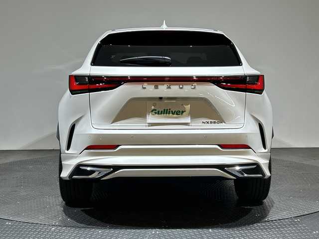 レクサス ＮＸ 350h バージョンL 愛媛県 2023(令5)年 2.4万km ソニッククォーツ １４型ナビ/フルセグ／Ｂｌｕｅｔｏｏｔｈ／ａｐｐｌｅｃａｒｐｌａｙ/全方位カメラ/マークレビンソンプレミアムサウンド/モデリスタエアロ/衝突軽減ブレーキ/レーダークルーズコントロール/ＥＴＣ２．０/レーンキープアシスト/前後コーナーセンサー/DN席パワーシート/全席シートヒーター/DN席ベンチレーション/パワーバックドア/ステアリングヒーター/パーキングアシスト/デジタルインナーミラー/オートマチックハイビーム/シートメモリー