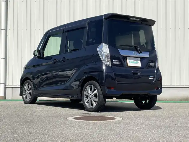 日産 デイズ ルークス 富山県 2014(平26)年 6.8万km プレミアムパープルP 社外ナビ／/フルセグＴＶ／/Ｂｌｕｅｔｏｏｔｈ／/ＤＶＤ再生／/両側パワースライドドア／/インテリジェントキー／/サーキュレーター／/ベンチシート／