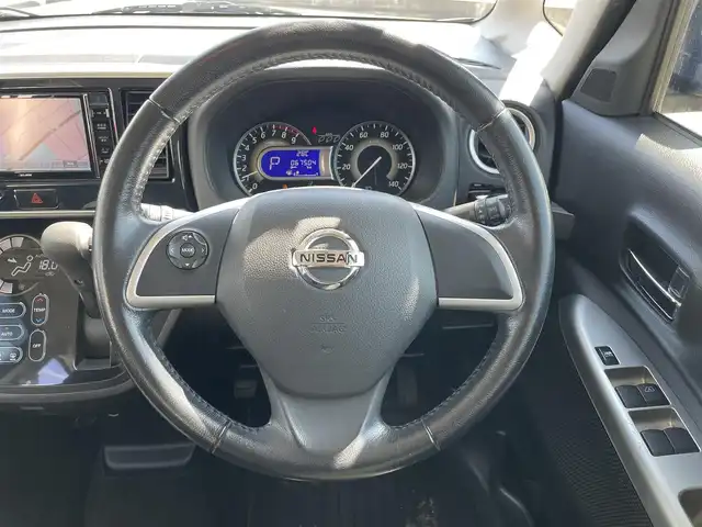 日産 デイズ ルークス 富山県 2014(平26)年 6.8万km プレミアムパープルP 社外ナビ／/フルセグＴＶ／/Ｂｌｕｅｔｏｏｔｈ／/ＤＶＤ再生／/両側パワースライドドア／/インテリジェントキー／/サーキュレーター／/ベンチシート／