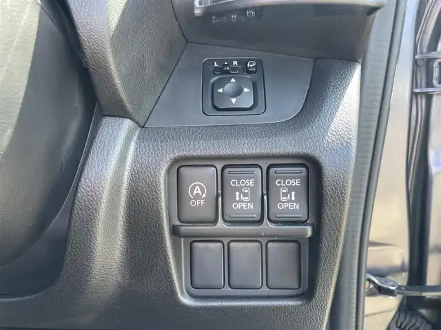 日産 デイズ ルークス 富山県 2014(平26)年 6.8万km プレミアムパープルP 社外ナビ／/フルセグＴＶ／/Ｂｌｕｅｔｏｏｔｈ／/ＤＶＤ再生／/両側パワースライドドア／/インテリジェントキー／/サーキュレーター／/ベンチシート／