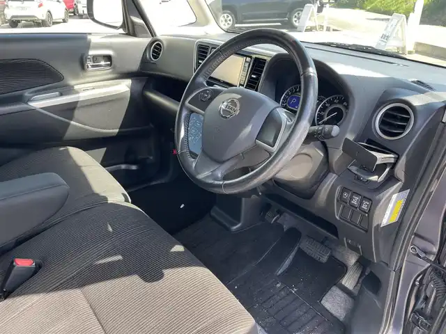 日産 デイズ ルークス 富山県 2014(平26)年 6.8万km プレミアムパープルP 社外ナビ／/フルセグＴＶ／/Ｂｌｕｅｔｏｏｔｈ／/ＤＶＤ再生／/両側パワースライドドア／/インテリジェントキー／/サーキュレーター／/ベンチシート／