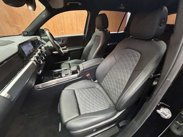 メルセデス・ベンツ ＧＬＢ２００ｄ 千葉県 2020(令2)年 4.5万km コスモスブラック ACC　/半革シート　/純正ナビ　/TV　/360°カメラ　/Bluetooth接続　/シートヒーター　/電動シート　/電動リアゲート　/LEDハイパフォーマンスライト　/衝突軽減B　/BSM　/LKA　/ドラレコ　/ETC