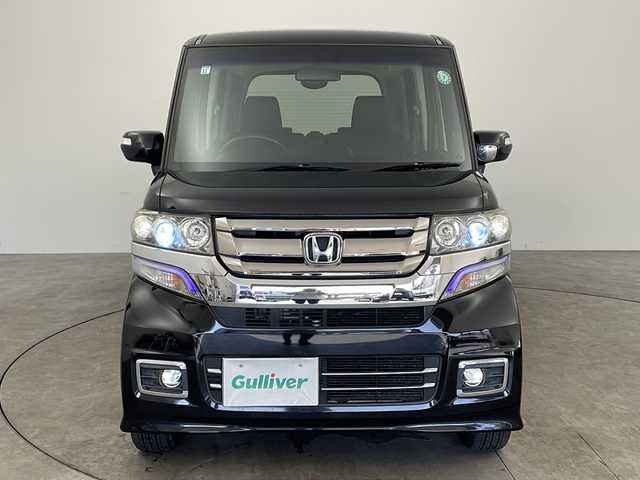 ホンダ Ｎ ＢＯＸ カスタム G ターボ Lパッケージ 兵庫県 2015(平27)年 1.8万km スマートブラック ・純正ナビ/CD/DVD/BT/フルセグTV/SD/・バックカメラ/・ETC/・スマートキー/・プッシュスタート/・両側パワースライドドア/・ハーフレザーシート/・クルーズコントロール/・純正アルミホイール/・純正マット/・リアサンシェード/・HIDヘッドライト/・フォグライト/・革巻きステアリング/・ステアリングスイッチ