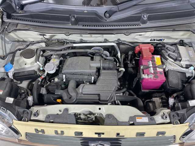 スズキ ハスラー ワンダラー 神奈川県 2018(平30)年 2.1万km シフォンアイボリーメタリック/ウッディブラウン2トーンルーフ 純正9インチナビ【CN-RZ843】/AM　FM　フルセグ　SD　MSV　USB　Bluetooth/全方位モニター/デュアルカメラブレーキサポート/純正ドライブレコーダー/革巻ステアリング/ステアリングリモコン/合皮ハーフレザーシート/前席シートヒーター/木目調パネル/ISOFIX対応/純正ゴムマット/スマートキー×2/HIDヘッドライト/フォグランプ/ウィンカーミラー/ルーフレール/ドアバイザー/誤発進抑制機能/車線逸脱警報機能/ふらつき警報機能/先行車発進お知らせ機能/アイドリングストップ