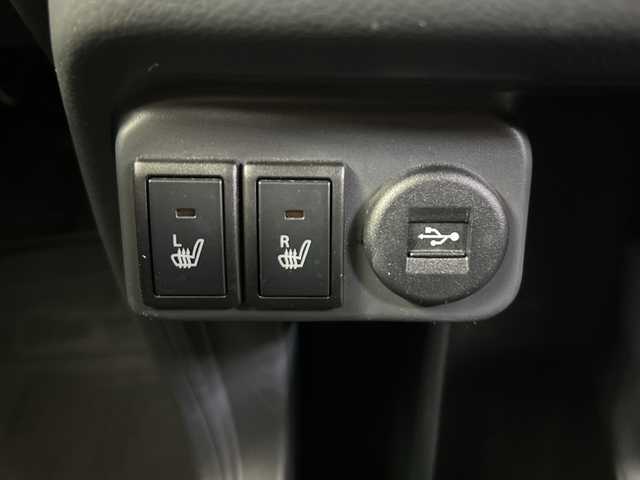 スズキ ハスラー ワンダラー 神奈川県 2018(平30)年 2.1万km シフォンアイボリーメタリック/ウッディブラウン2トーンルーフ 純正9インチナビ【CN-RZ843】/AM　FM　フルセグ　SD　MSV　USB　Bluetooth/全方位モニター/デュアルカメラブレーキサポート/純正ドライブレコーダー/革巻ステアリング/ステアリングリモコン/合皮ハーフレザーシート/前席シートヒーター/木目調パネル/ISOFIX対応/純正ゴムマット/スマートキー×2/HIDヘッドライト/フォグランプ/ウィンカーミラー/ルーフレール/ドアバイザー/誤発進抑制機能/車線逸脱警報機能/ふらつき警報機能/先行車発進お知らせ機能/アイドリングストップ