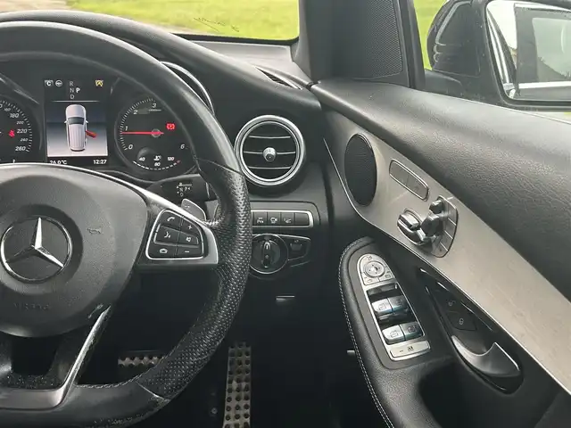 メルセデス・ベンツ ＧＬＣ２２０ d 4マチックスポーツ 長崎県 2019(平31)年 8.4万km オブシディアンブラック 純正ナビ/（CD/DVD/BT/フルセグ）/全方位カメラ/衝突軽減システム/レーンアシスト/ブラインドスポットモニター/レーダークルーズ/ETC/ハーフレザーシート/パワーシート/シートヒーター/パドルシフト/オートライト/パワーバックドア/純正19インチAW