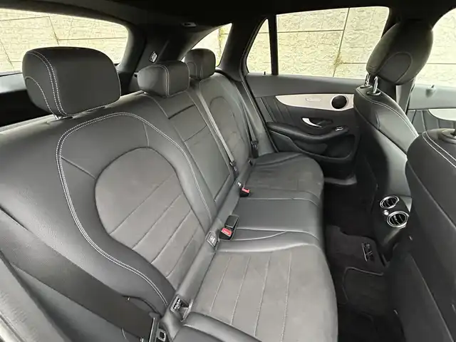 メルセデス・ベンツ ＧＬＣ２２０ d 4マチックスポーツ 長崎県 2019(平31)年 8.4万km オブシディアンブラック 純正ナビ/（CD/DVD/BT/フルセグ）/全方位カメラ/衝突軽減システム/レーンアシスト/ブラインドスポットモニター/レーダークルーズ/ETC/ハーフレザーシート/パワーシート/シートヒーター/パドルシフト/オートライト/パワーバックドア/純正19インチAW