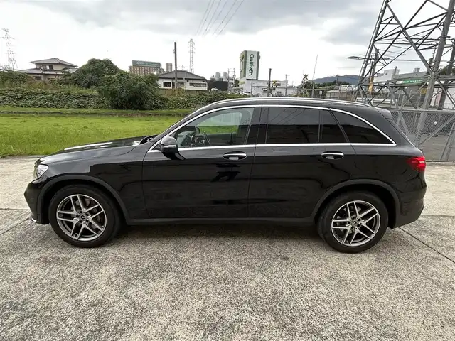 メルセデス・ベンツ ＧＬＣ２２０ d 4マチックスポーツ 長崎県 2019(平31)年 8.4万km オブシディアンブラック 純正ナビ/（CD/DVD/BT/フルセグ）/全方位カメラ/衝突軽減システム/レーンアシスト/ブラインドスポットモニター/レーダークルーズ/ETC/ハーフレザーシート/パワーシート/シートヒーター/パドルシフト/オートライト/パワーバックドア/純正19インチAW