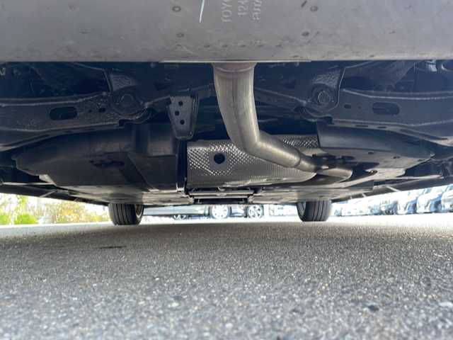 トヨタ プリウス Z 青森県 2025(令7)年 1.1万km プラチナホワイトパールマイカ OP寒冷地仕様/12.3型純正DAナビ・フルセグTV/Bluetooth・USB・HDMI/TVキャンセラー/パノラミックビューモニター/OP DA連動前後ドライブレコーダー/ETC2.0/OPデジタルインナーミラー/合皮スポーツシート/運転席メパワーシート/前席エアシート・シートヒーター/ステアリングヒーター/セーフティセンス/プリクラッシュセーフティ/レーンディパーチャーアラート/オートマチックハイビーム/レーダークルーズコントロール/ブラインドスポットモニター/アドバンスドパーク/パワーバックドア/置くだけ充電/AC100V1500W/LEDヘッドライト/リアフォグランプ/純正19インチアルミ/モデリスタエアロ