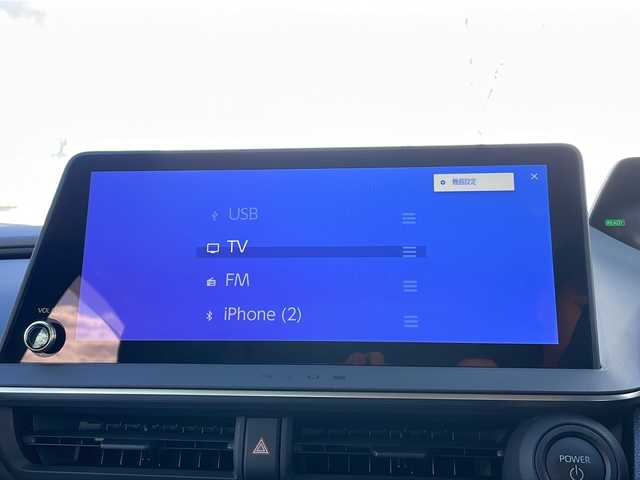 トヨタ プリウス Z 青森県 2025(令7)年 1.1万km プラチナホワイトパールマイカ OP寒冷地仕様/12.3型純正DAナビ・フルセグTV/Bluetooth・USB・HDMI/TVキャンセラー/パノラミックビューモニター/OP DA連動前後ドライブレコーダー/ETC2.0/OPデジタルインナーミラー/合皮スポーツシート/運転席メパワーシート/前席エアシート・シートヒーター/ステアリングヒーター/セーフティセンス/プリクラッシュセーフティ/レーンディパーチャーアラート/オートマチックハイビーム/レーダークルーズコントロール/ブラインドスポットモニター/アドバンスドパーク/パワーバックドア/置くだけ充電/AC100V1500W/LEDヘッドライト/リアフォグランプ/純正19インチアルミ/モデリスタエアロ