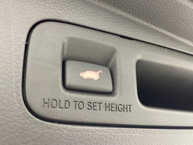 ホンダ ステップワゴン スパーダ eHEV 福島県 2025(令7)年 0.1千km クリスタルブラックパール /登録済未使用車//Honda SENSING/・衝突軽減ブレーキ/・路外逸脱抑制機能/・アダプティブクルーズコントロール/・車線維持支援システム//純正11.4インチナビ/・BT.CD.DVD.USB.スマホ連携.HDMI/・フルセグTV//バックカメラ//両側パワースライドドア//電動リアゲート//ハーフレザーシート/・前席シートヒーター/・オットマン//パドルシフト/・ステアリングスイッチ//LEDヘッドライト//プッシュスタート//スマートキー×2//電動パーキングブレーキ//純正16インチAW