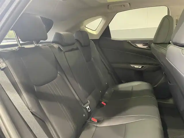 レクサス ＮＸ 250 岐阜県 2025(令7)年 0.3万km グラファイトブラックガラスフレーク パノラマルーフ/ブラインドスポットモニタ　/ヘッドアップディスプレイ　/純正メーカーナビ（フルセグ・Bluetooth・USB)　/レクサスセーフティシステムプラス/クリアランスソナー/ブラックレザーシート　/前席シートヒーター・エアシート　/純正ドライブレコーダー　/パノラミックビューカメラ/パワーバックドア/革巻きステアリング/ステアリングスイッチ/ステアリングヒーター/LEDヘッドライト/フロントフォグランプ/オートマチックハイビーム/ビルトインETC2.0/純正18インチアルミホイール