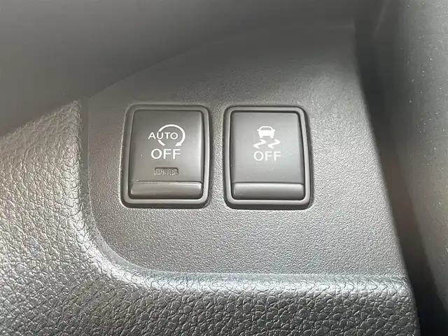 日産 セレナ ライダー 宮崎県 2012(平24)年 7.3万km ブリリアントホワイトパール 純正7インチナビ/　AM FM CD DVD TV BT/バックカメラ/両側パワースライドドア/ETC車載器/アイドリングストップ/フォグランプ/HIDヘッドライト/電動格納ミラー/スマートキー/ウィンカーミラー/ABS