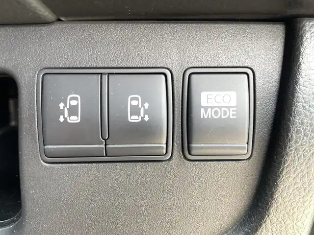 日産 セレナ ライダー 宮崎県 2012(平24)年 7.3万km ブリリアントホワイトパール 純正7インチナビ/　AM FM CD DVD TV BT/バックカメラ/両側パワースライドドア/ETC車載器/アイドリングストップ/フォグランプ/HIDヘッドライト/電動格納ミラー/スマートキー/ウィンカーミラー/ABS