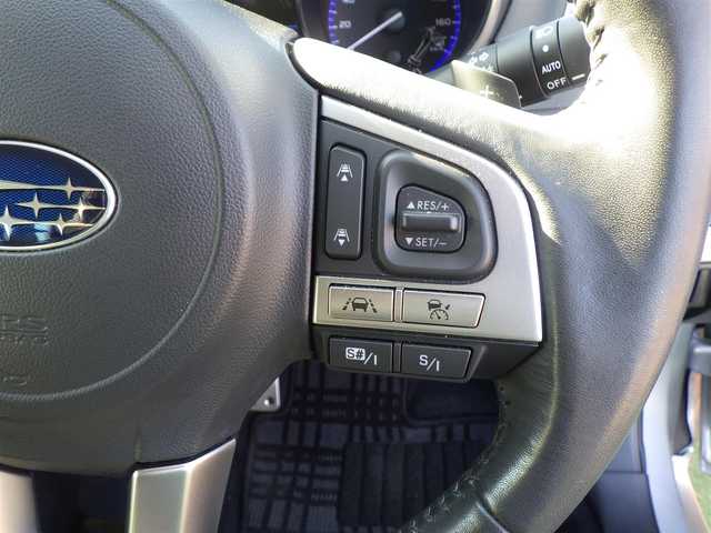 スバル レガシィ Ｂ４ リミテッド 千葉県 2015(平27)年 3.4万km アイスシルバーメタリック アイサイト/SIドライブ/スバルリヤビークルディテクション/ブラックレザーシート/運転席パワーシート/各席シートヒーター/純正メモリーナビ/地デジTV/【DVD/CD再生機能　Bluetooth接続】/バックカメラ/革巻きステアリング/ステアリングスイッチ/パドルシフト/ETC/LEDヘッドライト/フォグライト/ウインカーミラー/純正18インチアルミホイル/サイド/カーテンエアバッグ/キーレスアクセス