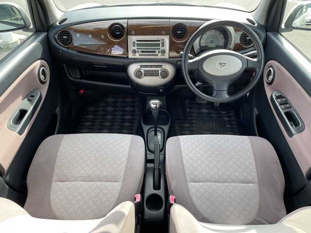 ダイハツ ミラ ジーノ X 長野県 2005(平17)年 5.5万km ホワイトパールマイカ 禁煙車/純正オーディオ（CD/MD/FM/AM）/電動格納ミラー/リモコンキー/純正フロアマット/純正ドアバイザー/社外13インチAW