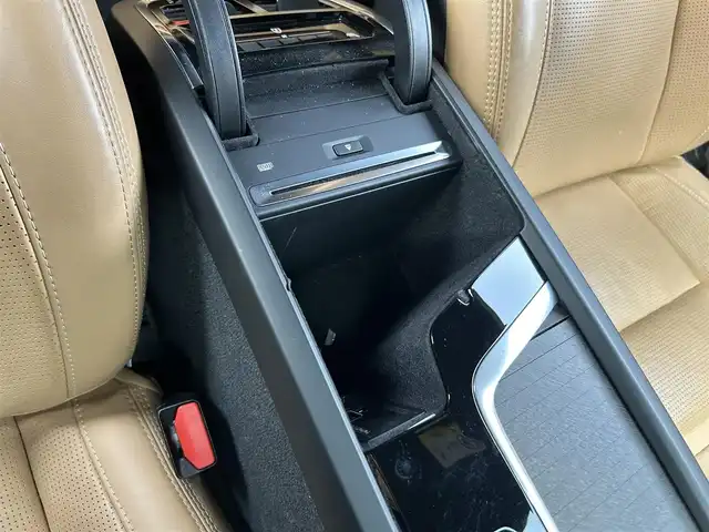 ボルボ Ｖ９０ クロスカントリー T5 AWD サマム 茨城県 2018(平30)年 4.7万km パール インテリセーフ/ＡＣＣ　/ＨＵＤ　/ＬＫＡ　/ＢＳＭ　/純正ナビ　/ＣａｒＰｌａｙ　/３６０度カメラ　/フルセグ　/茶革　/シートヒーター　/シートエアコン　/ハンドルヒーター　/パワーバックドア　/フットトランク　/オートハイビーム　/ＬＥＤ/禁煙車