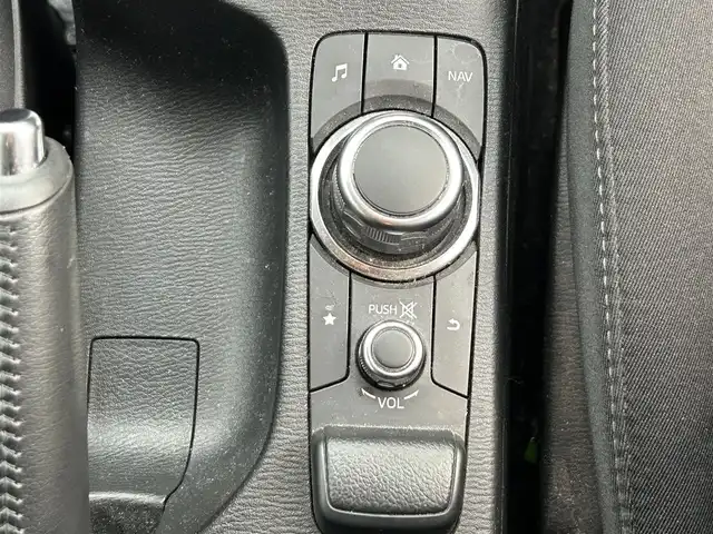 マツダ ＣＸ－３ 20S 和歌山県 2018(平30)年 12万km マシーングレープレミアムM 純正ナビ/バックカメラ/（BT/AM/FM/CD)/スマートシティブレーキサポート/ブラインドスポットインフォメーション/コーナーセンサー/前方ドライブレコーダー/ドアバイザー/ビルトインＥＴＣ/純正18インチアルミホイール/アイドリングストップ/オートワイパー/スマートキー/プッシュスタート/LEDヘッドライト/オートライト/オートマチックハイビーム