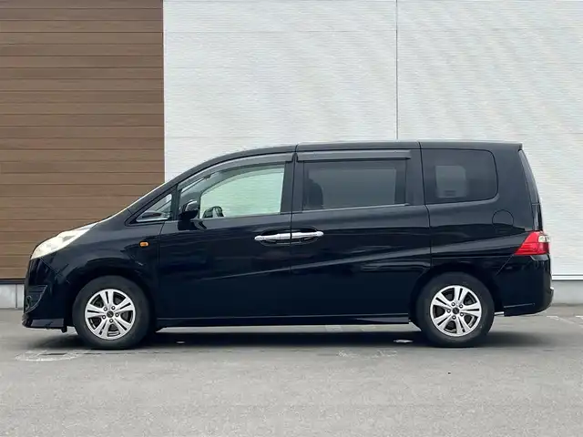 ホンダ ステップワゴン G 秋田県 2008(平20)年 12.1万km ナイトホークブラックパール 社外ナビ/リモコンキー/片側パワスラ/LEDヘッドライト/社外アルミ/アイドリングストップ/社外アルミ/純正フロアマット/純正ドアバイザー/オートエアコン/パワーステアリング/パワーウィンドウ/レベライザー/盗難防止装置/電動格納ミラー/保証書/取扱説明書/記録簿