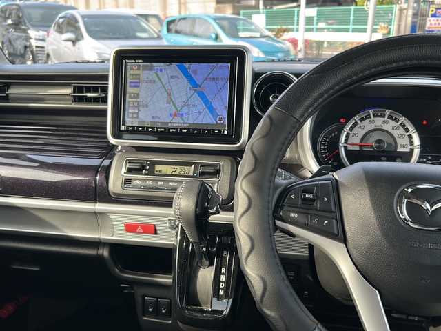 マツダ フレアワゴン カスタムスタイル ハイブリッド XT 東京都 2023(令5)年 4万km パールⅡ 純正メモリナビ　型式CN-RX875/【TV/Bluetooth/DVD/CD/USB/SD】/バックカメラ/アラウンドビューモニター/ETC/両側パワースライドドア/デュアルセンサーブレーキサポート/車線逸脱警報機能/ハイビームアシスト機能/レーダークルーズコントロール/運転席/助手席シートヒーター/ヘッドアップディスプレイ/LEDオートライト/プッシュスタート/スマートキー×2/ステアリングスイッチ/パドルシフト/クリアランスソナー