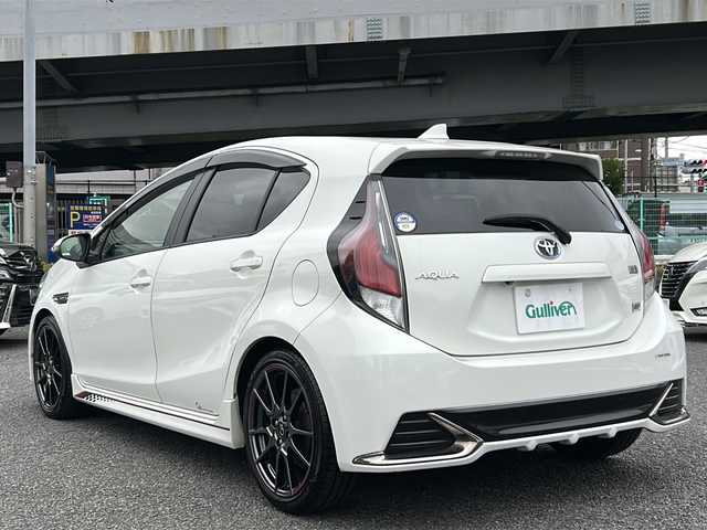 トヨタ アクア G G’s 東京都 2015(平27)年 6.3万km ライムホワイトパールクリスタルシャイン メモリナビ/フルセグテレビ/バックカメラ/クルーズコントロール/プッシュスタート/ETC/エアロ