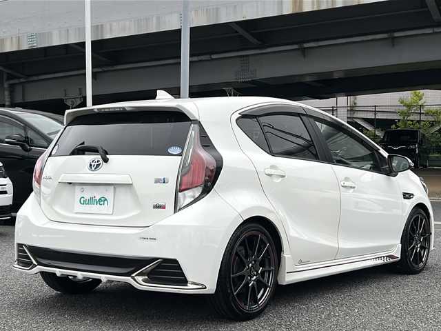 トヨタ アクア G G’s 東京都 2015(平27)年 6.3万km ライムホワイトパールクリスタルシャイン メモリナビ/フルセグテレビ/バックカメラ/クルーズコントロール/プッシュスタート/ETC/エアロ