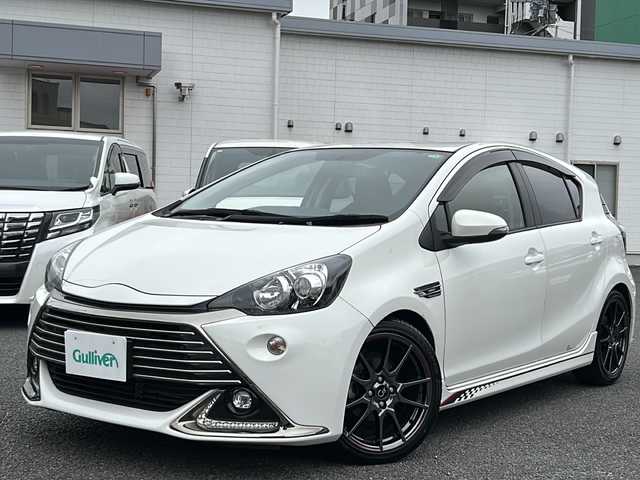 トヨタ アクア G G’s 東京都 2015(平27)年 6.3万km ライムホワイトパールクリスタルシャイン メモリナビ/フルセグテレビ/バックカメラ/クルーズコントロール/プッシュスタート/ETC/エアロ