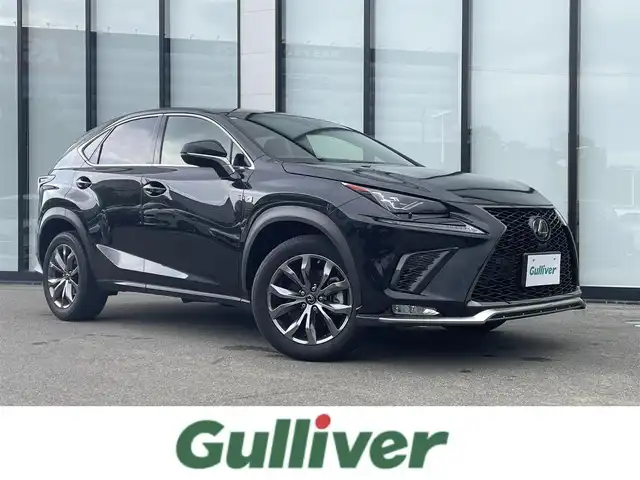 レクサス ＮＸ 300 Fスポーツ 大阪府 2018(平30)年 3.3万km グラファイトブラックガラスフレーク 純正１０．３インチナビ/   フルセグTV/CD/DVD/Bluetooth/USB/全方位モニター/衝突軽減ブレーキ/横滑り防止装置/コーナーセンサー/サンルーフ/ヘッドアップディスプレイ/前席エアシートヒーター/パワーシート/レーダークルーズコントロール/レーンキープアシスト/パドルシフト/アイドリングストップ/電動リアゲート/オートマチックハイビーム/１００Ｖ電源/純正18インチアルミホイール/純正フロアマット/プッシュスタート/スマートキー/ＥＴＣ/三眼ＬＥＤライト
