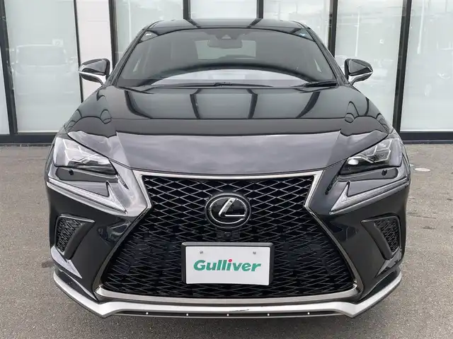 レクサス ＮＸ 300 Fスポーツ 大阪府 2018(平30)年 3.3万km グラファイトブラックガラスフレーク 純正１０．３インチナビ/   フルセグTV/CD/DVD/Bluetooth/USB/全方位モニター/衝突軽減ブレーキ/横滑り防止装置/コーナーセンサー/サンルーフ/ヘッドアップディスプレイ/前席エアシートヒーター/パワーシート/レーダークルーズコントロール/レーンキープアシスト/パドルシフト/アイドリングストップ/電動リアゲート/オートマチックハイビーム/１００Ｖ電源/純正18インチアルミホイール/純正フロアマット/プッシュスタート/スマートキー/ＥＴＣ/三眼ＬＥＤライト