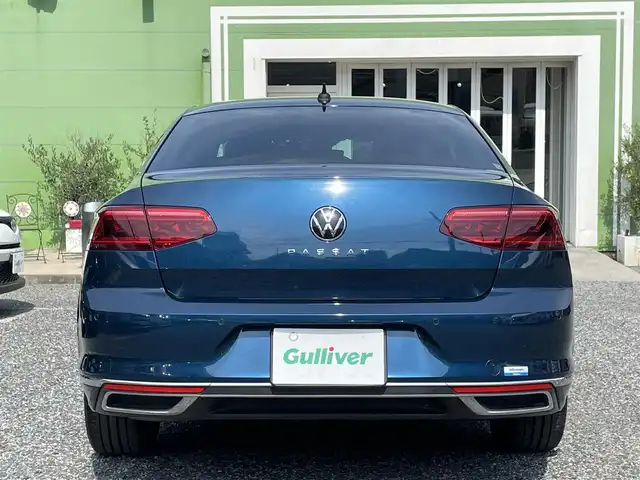 フォルクスワーゲン ＶＷ パサート TDI エレガンス 埼玉県 2022(令4)年 2.3万km 青Ｍ ワンオーナー車/アクアブルーメタリック（８H）/純正ナビTV/バックカメラ/ハーフレザーシート/前席シートヒーター/前席パワーシート/アクティブクルーズコントロール/衝突軽減ブレーキ/レーンアシスト/サイドアシスト/バーチャルコックピット/LEDヘッドライト/パワートランクリッド/クリアランスソナー/前後ドラレコ/プッシュスタート/スマートキー/業者施工の内外装クリーニング済/保証書付整備手帳/取扱説明書