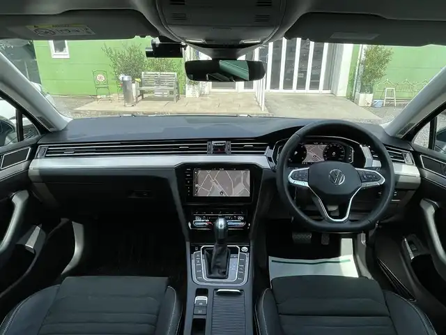フォルクスワーゲン ＶＷ パサート TDI エレガンス 埼玉県 2022(令4)年 2.3万km 青Ｍ ワンオーナー車/アクアブルーメタリック（８H）/純正ナビTV/バックカメラ/ハーフレザーシート/前席シートヒーター/前席パワーシート/アクティブクルーズコントロール/衝突軽減ブレーキ/レーンアシスト/サイドアシスト/バーチャルコックピット/LEDヘッドライト/パワートランクリッド/クリアランスソナー/前後ドラレコ/プッシュスタート/スマートキー/業者施工の内外装クリーニング済/保証書付整備手帳/取扱説明書