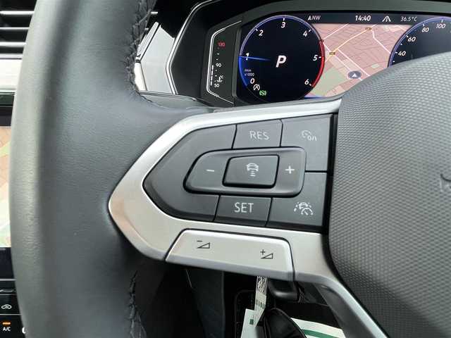 フォルクスワーゲン ＶＷ パサート TDI エレガンス 埼玉県 2022(令4)年 2.3万km 青Ｍ ワンオーナー車/アクアブルーメタリック（８H）/純正ナビTV/バックカメラ/ハーフレザーシート/前席シートヒーター/前席パワーシート/アクティブクルーズコントロール/衝突軽減ブレーキ/レーンアシスト/サイドアシスト/バーチャルコックピット/LEDヘッドライト/パワートランクリッド/クリアランスソナー/前後ドラレコ/プッシュスタート/スマートキー/業者施工の内外装クリーニング済/保証書付整備手帳/取扱説明書