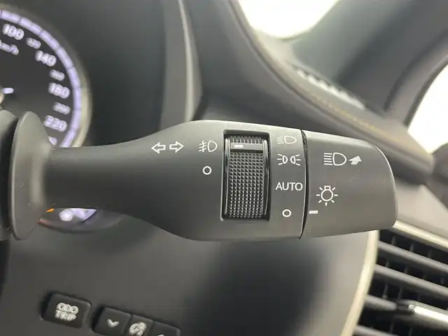 レクサス ＮＸ 300h Fスポーツ 埼玉県 2019(令1)年 5万km グラファイトブラックガラスフレーク サンルーフ　電動リアゲート　純正ナビ　Ｂｌｕｅｔｏｏｔｈ　バックカメラ　ＴＶ　シートヒーター　ベンチレーション　メモリー機能付パワーシート　前後ドライブレコーダー　オートハイビーム　ＥＴＣ２．０