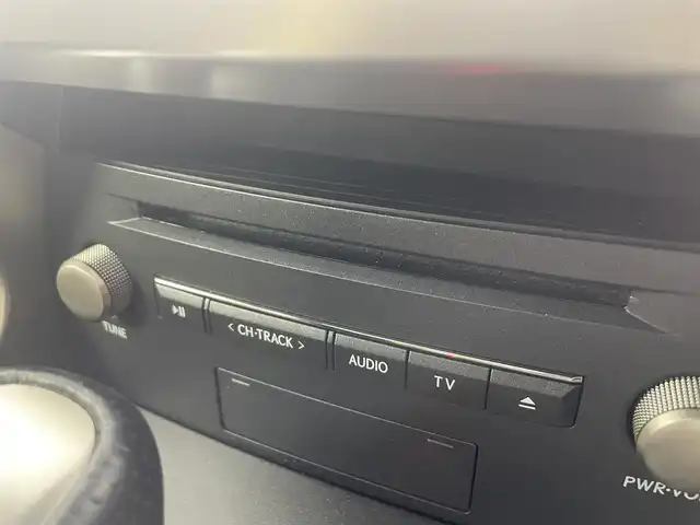 レクサス ＮＸ 300h Fスポーツ 埼玉県 2019(令1)年 5万km グラファイトブラックガラスフレーク サンルーフ　電動リアゲート　純正ナビ　Ｂｌｕｅｔｏｏｔｈ　バックカメラ　ＴＶ　シートヒーター　ベンチレーション　メモリー機能付パワーシート　前後ドライブレコーダー　オートハイビーム　ＥＴＣ２．０