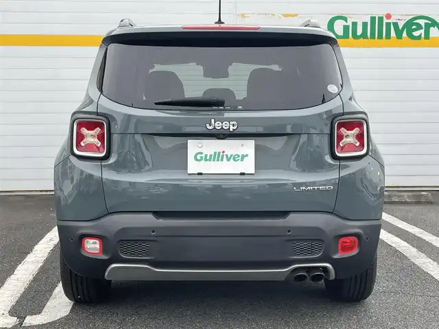 クライスラー・ジープ ジープ レネゲード リミテッド 埼玉県 2016(平28)年 5.8万km アンヴィルクリアコート バックカメラ/クリアランスソナー/パーキングアシスト/レーンアシスト/レザーシート/パワーシート/クルーズコントロール/アイドリングストップ/純正アルミホイール/純正フロアマット/横滑り防止装置/Bluetooth接続/AAC/ETC/ABS/PW/PS/オートライト/ドライブレコーダー/ルーフレール/ブラインドスポットモニター