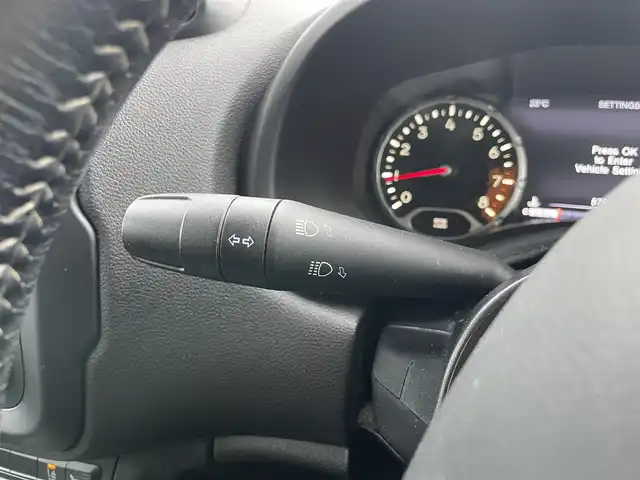 クライスラー・ジープ ジープ レネゲード リミテッド 埼玉県 2016(平28)年 5.8万km アンヴィルクリアコート バックカメラ/クリアランスソナー/パーキングアシスト/レーンアシスト/レザーシート/パワーシート/クルーズコントロール/アイドリングストップ/純正アルミホイール/純正フロアマット/横滑り防止装置/Bluetooth接続/AAC/ETC/ABS/PW/PS/オートライト/ドライブレコーダー/ルーフレール/ブラインドスポットモニター
