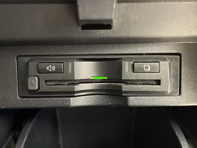 トヨタ アルファード S 鹿児島県 2016(平28)年 3.7万km ブラック ワンオーナー/アルパイン製11型ナビ/(Bluetooth/SD/USB/CD/DVD/フルセグ)/バックカメラ/両側パワースライドドア/アルパイン製後席モニター/コーナーセンサー/純正18インチアルミホイール/LEDヘッドライト/純正フロアマット/スマートキー/ETC/保証書/取扱説明書付き
