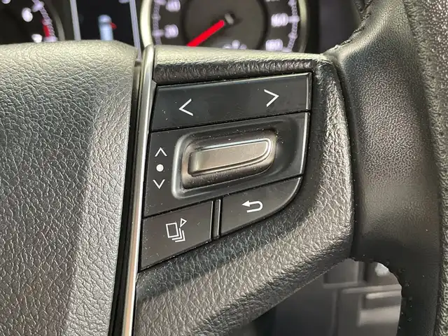 トヨタ アルファード S 鹿児島県 2016(平28)年 3.7万km ブラック ワンオーナー/アルパイン製11型ナビ/(Bluetooth/SD/USB/CD/DVD/フルセグ)/バックカメラ/両側パワースライドドア/アルパイン製後席モニター/コーナーセンサー/純正18インチアルミホイール/LEDヘッドライト/純正フロアマット/スマートキー/ETC/保証書/取扱説明書付き