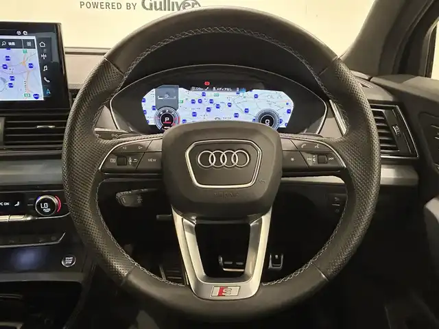 アウディ Ｑ５ SB 40TDIクワトロ Sライン 熊本県 2022(令4)年 5.4万km ミトスブラックメタリック ・スマートキー/・プッシュスタート/・エフィシェンシアシスト/・ハイビームアシスト/・パークエイド/・リアクロストラフィックアシスト/・Audiプレセンス/・Audiアクティブレーンアシスト/・サイドアシスト/・休憩の推奨/・クルーズコントロール/・ハーフレザーシート/　【Bluetooth・USB・AppleCatPlay・AndroidAuto】/・全方位カメラ/・ETC2.0/・バーチャルコクピット/・ドライブレコーダー(前後録画)/・パワーバックドア/・LEDヘッドランプ/・純正マット