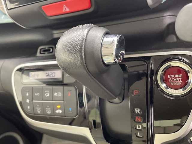 ホンダ Ｎ ＢＯＸ スラッシュ G Lインテリアカラーパッケージ 鹿児島県 2018(平30)年 6.4万km サーフブルー 純正ディスプレイオーディオ/（CD/BT/フルセグTV/HDMI）/バックカメラ/衝突被害軽減ブレーキ/シートヒーター/ステアリングリモコン/オートライト/電動格納ミラー/ウィンカーミラー/ドアバイザー