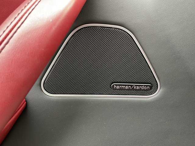 マセラティ レヴァンテ 佐賀県 2017(平29)年 3.9万km ビアンコ ドライバーアシスタンスパッケージ/・アダプティブクルーズコントロール/・レーンキーピングアシスト/・ブラインドスポットモニター/・衝突軽減ブレーキシステム/harman/kardon/サンルーフ/純正ナビ/サラウンドビューカメラ/Bluetooth・フルセグTV/赤革シート/シートヒーター/パワーバックドア/パドルシフト/LEDヘッドライト/オートハイビーム/純正21インチアルミホイール