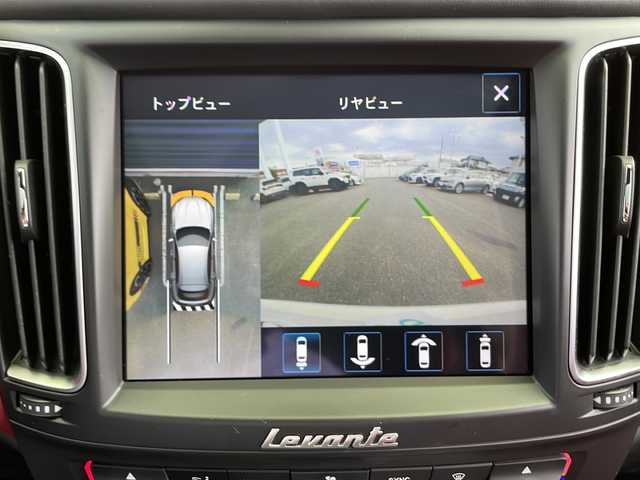 マセラティ レヴァンテ 佐賀県 2017(平29)年 3.9万km ビアンコ ドライバーアシスタンスパッケージ/・アダプティブクルーズコントロール/・レーンキーピングアシスト/・ブラインドスポットモニター/・衝突軽減ブレーキシステム/harman/kardon/サンルーフ/純正ナビ/サラウンドビューカメラ/Bluetooth・フルセグTV/赤革シート/シートヒーター/パワーバックドア/パドルシフト/LEDヘッドライト/オートハイビーム/純正21インチアルミホイール