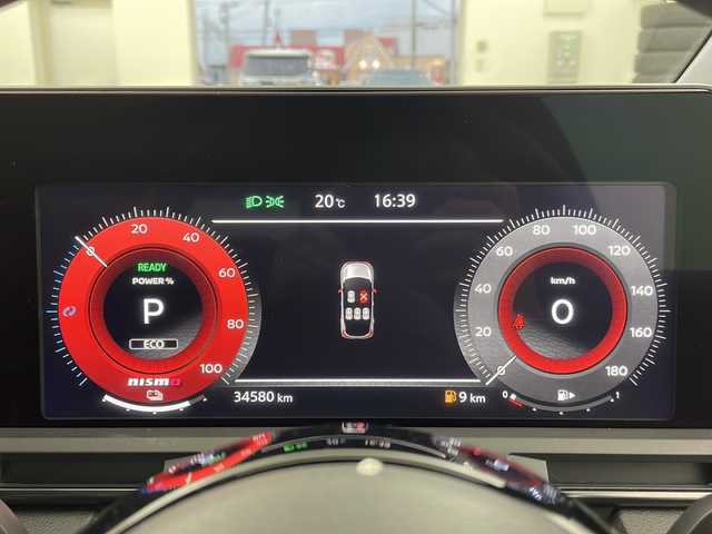 日産 オーラ ニスモ 宮城県 2022(令4)年 3.5万km ピュアホワイトパール 禁煙車/インテリジェントエマージェンシーブレーキ/アラウンドビューモニター/インテリジェント ルームミラー/ブラインドスポットモニター/レーンキープサポートシステム/ハイビームアシスト/純正ディーラーオプション9型ナビ/・BT.HDMI.SD/フルセグTV/寒冷地仕様/シートヒーター(D.N)/ステアリングヒーター/ハーフレザーシート/革巻きステアリング/ステアリングスイッチ/プッシュスタート/スマートキー/ビルトインETC/純正フロアマッド/純正アルミホイール/コーナーセンサー(F.R)/ドライブレコーダー(F)/LEDヘッドライト/LEDフォグランプ/リアフォグ/横滑り防止機能