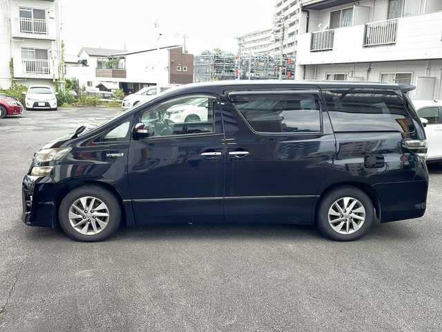 トヨタ ヴェルファイア ハイブリット ZR Gエディション 宮崎県 2012(平24)年 12.8万km ブラック 純正ナビ、Ｂｌｕｅｔｏｏｔｈ、ＣＤ・ＤＶＤ再生、ツインムーンルーフ、運転席助手席パワーシート、運転席助手席シートヒーター、運転席シートメモリー、２列目キャプテンシート、２列目オットマン、ＡＣ１００Ｖ、ETC、パワーバックドア、イージークローザー、両側パワースライドドア