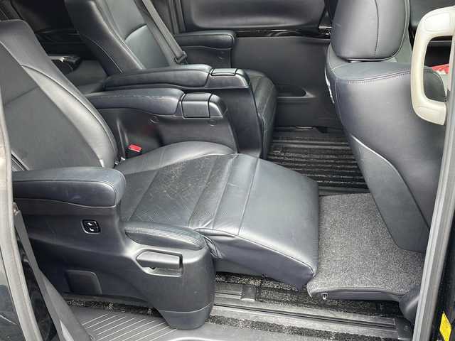 トヨタ ヴェルファイア ハイブリット ZR Gエディション 宮崎県 2012(平24)年 12.8万km ブラック 純正ナビ、Ｂｌｕｅｔｏｏｔｈ、ＣＤ・ＤＶＤ再生、ツインムーンルーフ、運転席助手席パワーシート、運転席助手席シートヒーター、運転席シートメモリー、２列目キャプテンシート、２列目オットマン、ＡＣ１００Ｖ、ETC、パワーバックドア、イージークローザー、両側パワースライドドア