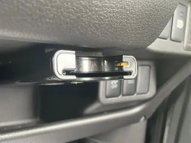 日産 デイズ ハイウェイスターX 鳥取県 2017(平29)年 9.5万km ブラック (株)IDOMが運営する【じしゃロン鳥取店】の自社ローン専用車両になります。こちらは現金またはオートローンご利用時の価格です。自社ローンご希望の方は別途その旨お申付け下さい/スマートキー/プッシュスタート/社外ナビ（AVN-RB7）/・CD/DVD/BT/全方位カメラ/エマージェンシーブレーキ/オートハイビーム/HIDヘッドライト/社外ETC/純正14インチAW