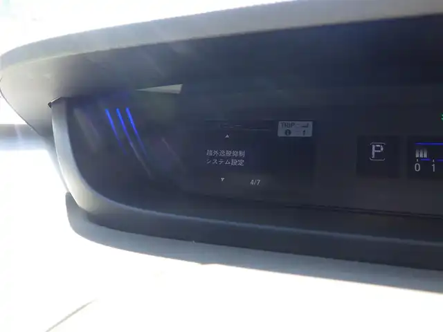 ホンダ フリード G ホンダセンシング 千葉県 2018(平30)年 6.3万km コバルトブルーパール ホンダセンシング/・衝突軽減ブレーキ（CMBS）/・車線維持支援システム（LKAS）/・アダプティブクルーズコントロール（ACC）/・後方誤発進抑制機能/・誤発進抑制機能/両側パワースライドドア/社外メモリーナビ/地デジTV/【DVD/CD再生機能　Bluetooth接続】/バックカメラ/ドライブレコーダー（前後撮影）【CS-91FH】/ETC/ウインカーミラー/スマートキー