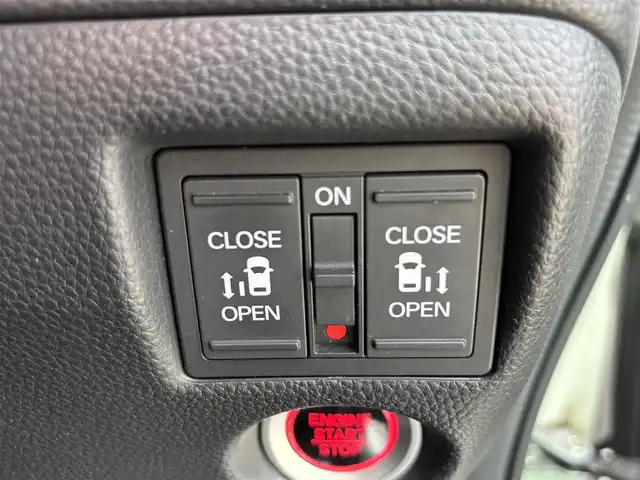 ホンダ Ｎ ＢＯＸ カスタム G L ホンダセンシング 福岡県 2019(令1)年 2.8万km プラチナホワイトパール ワンオーナー/純正ナビ/フルセグTV/両側パワースライドドア/バックカメラ/ビルトインETC/ドライブレコーダー/アダプティブクルーズコントロール/ホンダセンシング/・衝突被害軽減ブレーキ/・前後誤発進抑制機能/・車線維持支援システム/・標識認識機能/LEDヘッドランプ/ステアリングスイッチ/前席シートヒーター/純正14インチアルミホイール/スマートキー/プッシュエンジンスタート/禁煙車