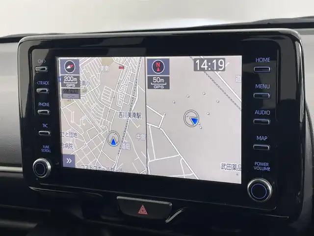 トヨタ ヤリス ハイブリッド G 埼玉県 2021(令3)年 5.6万km ブラック 純正ナビ（フルセグTV/Bluetooth/CD/DVDUSB/Miracast）/トヨタセーフティセンス/先行車発進告知/車両接近告知/バックカメラ/クルーズコントロール/前後コーナーセンサー/ビルトインETC/オートライト/オートハイビーム/取扱説明書